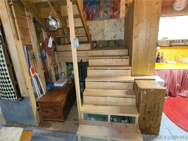 31025 Broken Circle Rd, Stover, MO 65078 - view of staircase