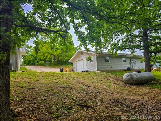 18400 Alum Springs Rd, Versailles, MO 65084 - view of yard with cooling unit
