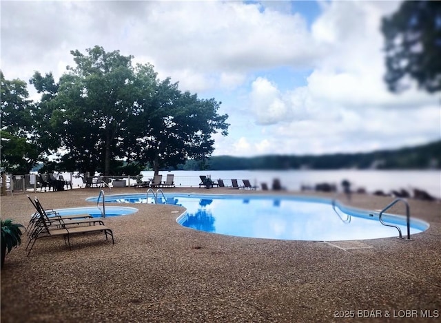 2500 Bay Point Ln Unit 342, Osage Beach, MO 65020 - community pool featuring a patio area