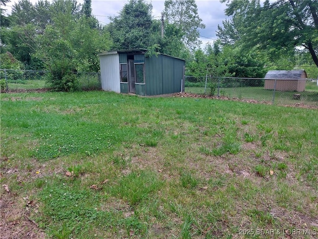 203 3rd St, Stover, MO 65078 - view of yard