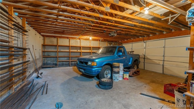 864 Four Waters Dr, Sunrise Beach, MO 65079 - view of garage