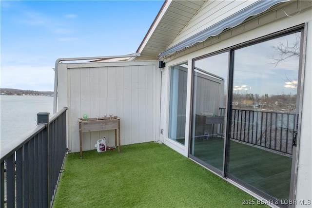 98 Jonathan Dr Unit 4C, Lake Ozark, MO 65049 - balcony with a water view