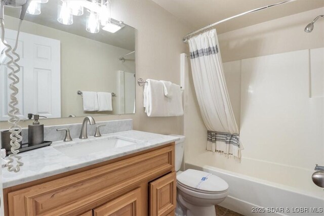 73 Ship Dock Ln, Osage Beach, MO 65065 - full bath featuring toilet, shower / bath combo, and vanity