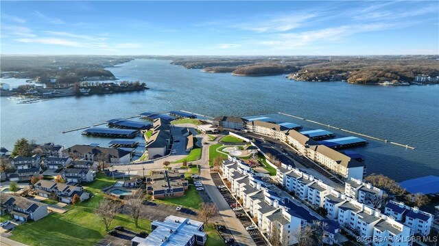 1230 Lands End Pkwy Unit 304, Osage Beach, MO 65065 - aerial view of a large body of water