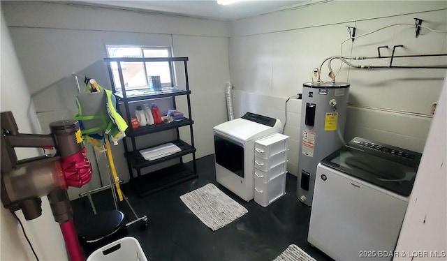 44 Port Bagnell Rd, Eldon, MO 65026 - utilities featuring electric water heater and washer / dryer