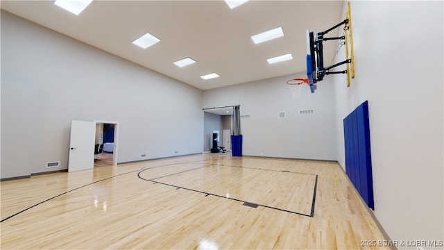 481 Comanche Rd, Lake Ozark, MO 65049 - view of sport court featuring basketball hoop