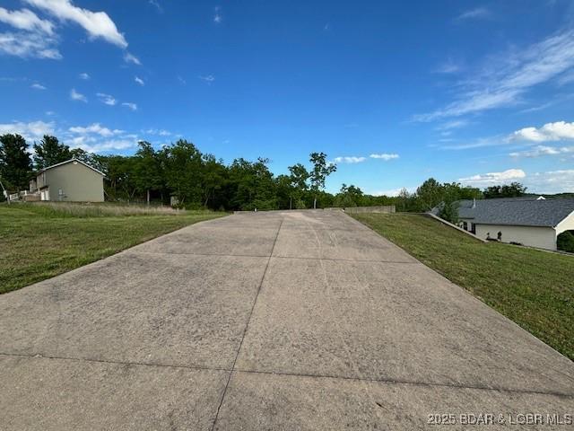 180 Oak Hill Forest Dr, Eldon, MO 65026