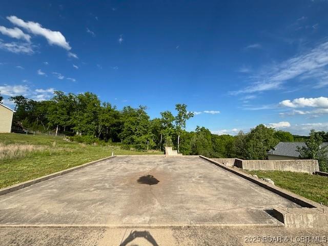 180 Oak Hill Forest Dr, Eldon, MO 65026