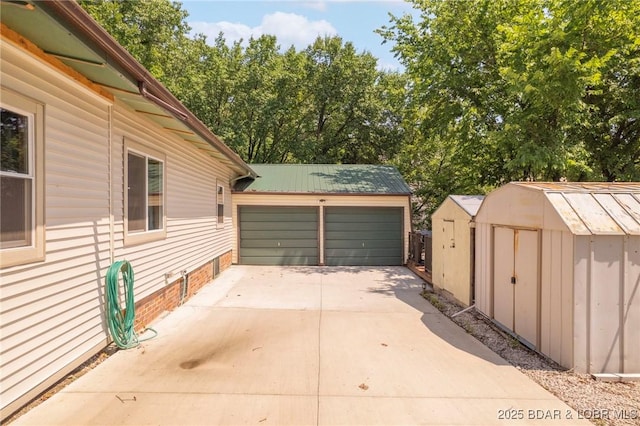 5275 Glass Cir, Osage Beach, MO 65065