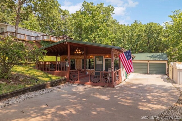 5275 Glass Cir, Osage Beach, MO 65065
