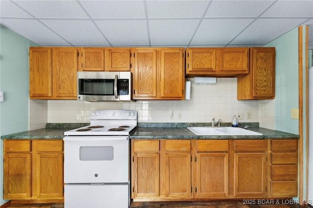 5275 Glass Cir, Osage Beach, MO 65065