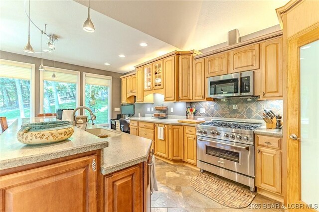 108 Lakeview Ct, Four Seasons, MO 65049 - photo 9