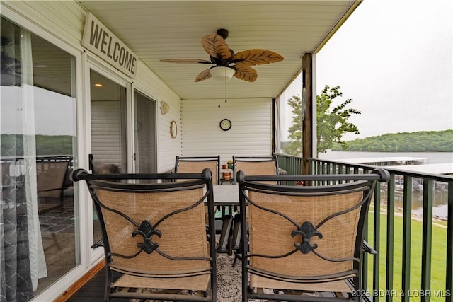 549 Park Place Dr Unit 2D, Kaiser, MO 65047 - view of patio featuring ceiling fan