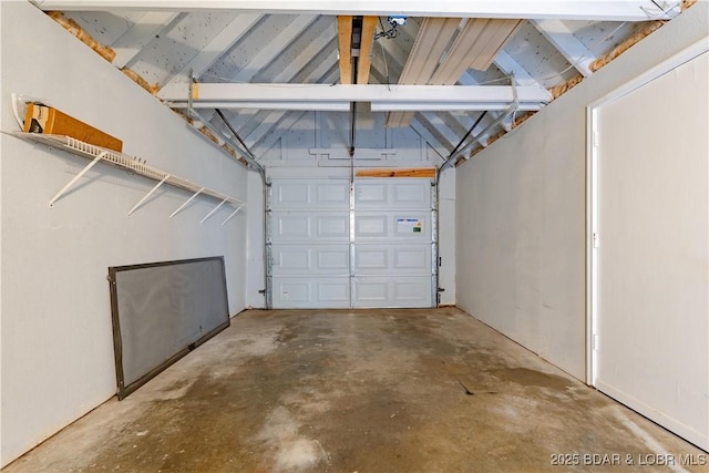 1556 Mockingbird Ln, Osage Beach, MO 65065 - view of garage