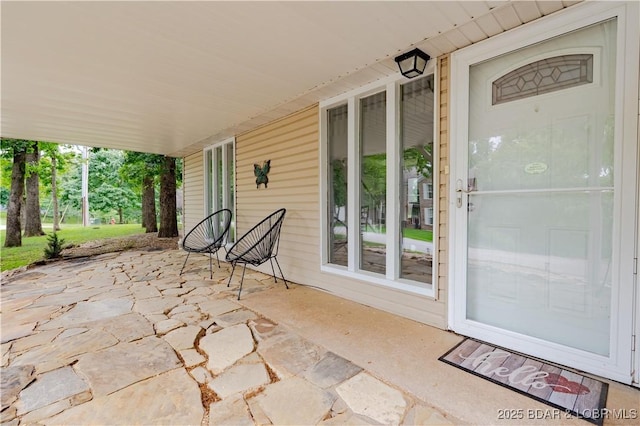 1556 Mockingbird Ln, Osage Beach, MO 65065 - view of patio / terrace