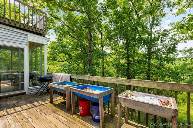 29825 Button Wood Ln, Rocky Mount, MO 65072 - deck with a fire pit and grilling area