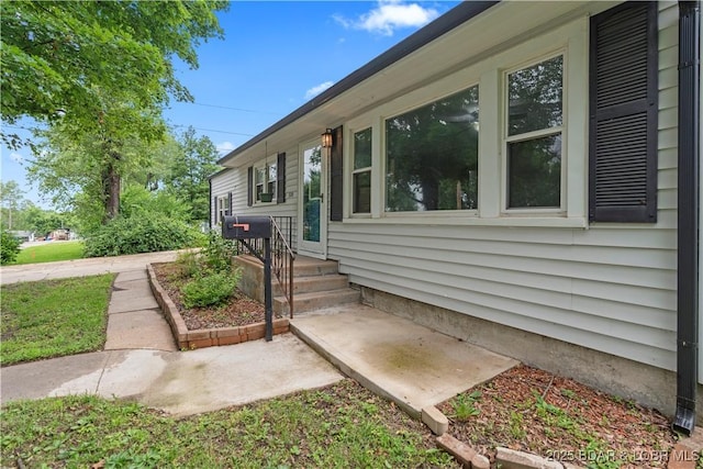 320 N Chestnut St, Eldon, MO 65026 - view of side of home