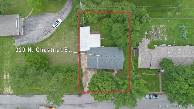 320 N Chestnut St, Eldon, MO 65026 - aerial view of property and surrounding area with property boundaries highlighted