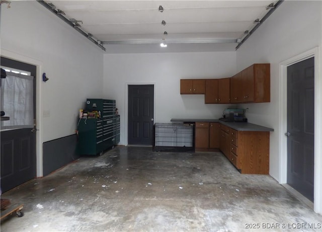 31762 Pecan Dr, Rocky Mount, MO 65072 - view of garage