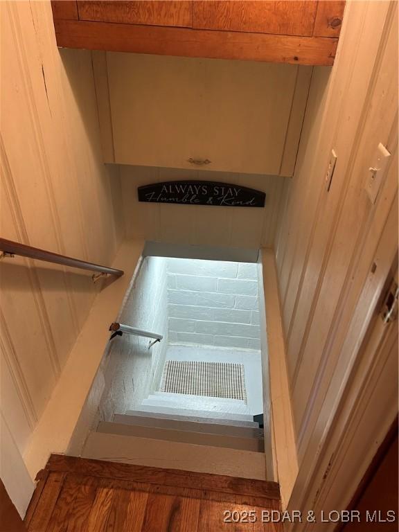 32585 N Ivy Bend Rd, Stover, MO 65078 - detailed view