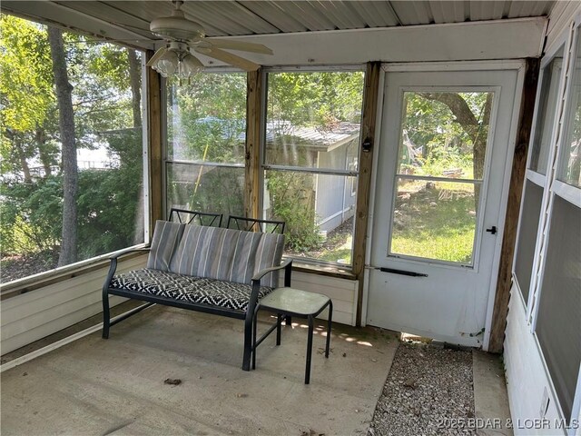 32585 N Ivy Bend Rd, Stover, MO 65078 - sunroom / solarium with ceiling fan