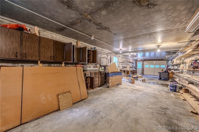 29 Vine St, Edwards, MO 65326 - view of garage