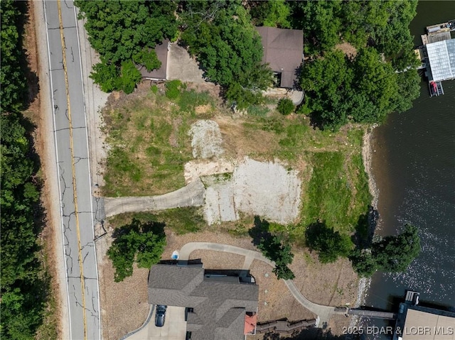 1010 Linn Creek Dr, Lake Ozark, MO 65049