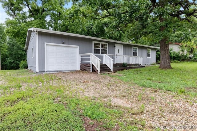 13 Leisure Rd, Eldon, MO 65026 - ranch-style home with a front lawn