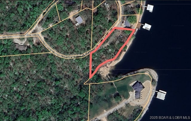 271 Racetrack Cir, Linn Creek, MO 65052