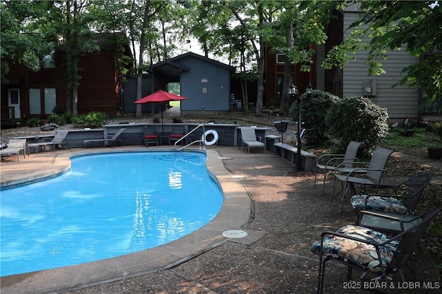 37 Cutter Pl Unit D, Osage Beach, MO 65065 - swimming pool with a patio area
