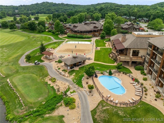 7 Lost Spike Ct, Camdenton, MO 65020 - aerial view of a golf course and a pool area