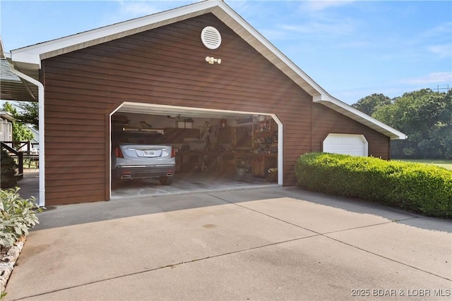 2326 Willow Creek Rd, Camdenton, MO 65020 - view of detached garage
