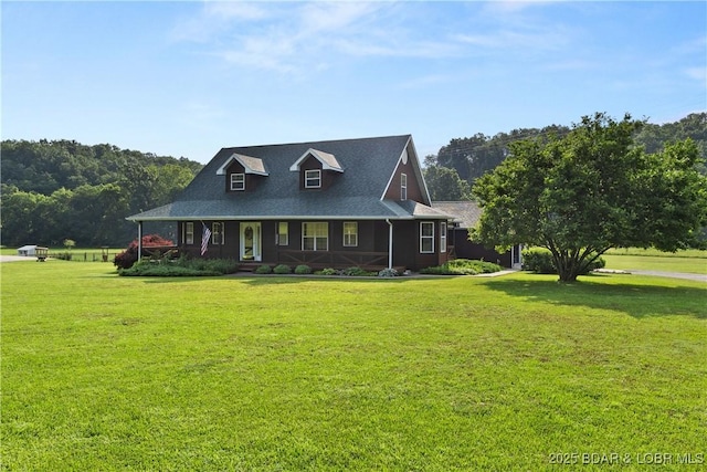 2326 Willow Creek Rd, Camdenton, MO 65020 - farmhouse featuring a porch and a front lawn