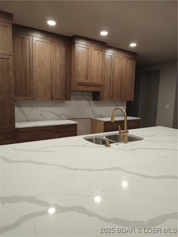 5 Antler Pt, Linn Creek, MO 65052 - photo 7