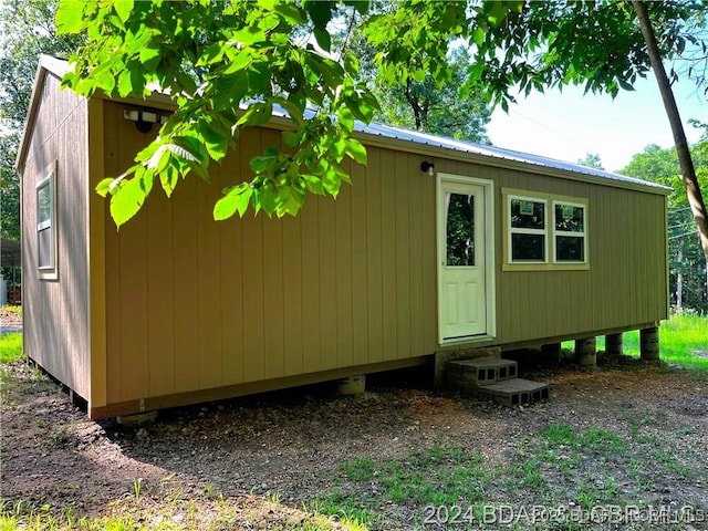 3737 Walnut Hills Rd, Stover, MO 65078 - view of outbuilding featuring entry steps