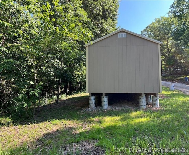 3737 Walnut Hills Rd, Stover, MO 65078 - view of outdoor structure