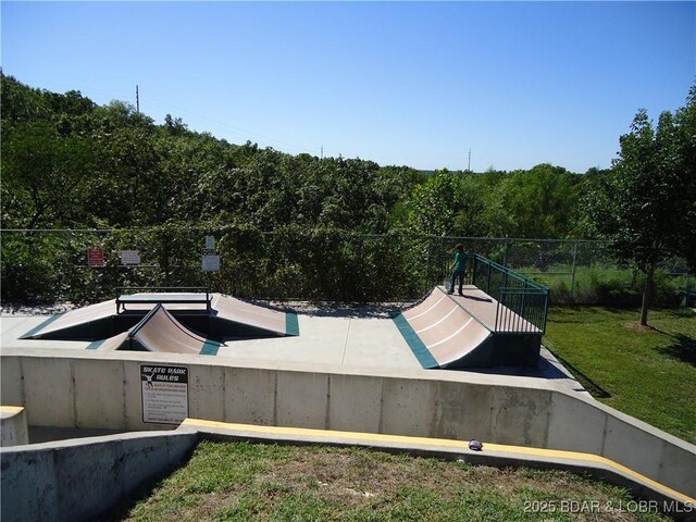 1778 Country Club Dr, Lake Ozark, MO 65049 - view of pool