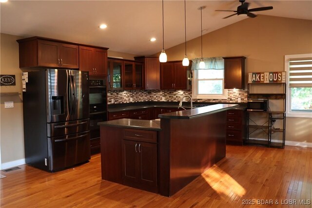 546 Camelot Dr, Camdenton, MO 65020 - photo 1