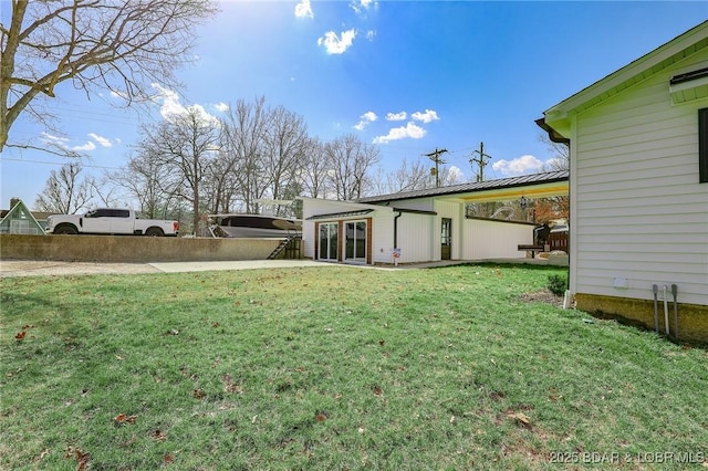 5885 Baydy Peak Rd, Osage Beach, MO 65065 - view of grassy yard