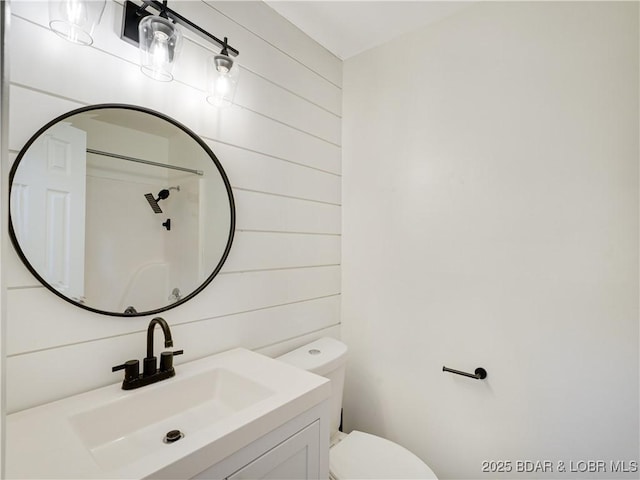 25 Primrose Ln, Camdenton, MO 65020 - full bath featuring vanity and a shower