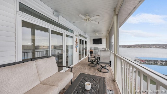 5450 Christopher Dr Unit 243, Osage Beach, MO 65065 - balcony with ceiling fan