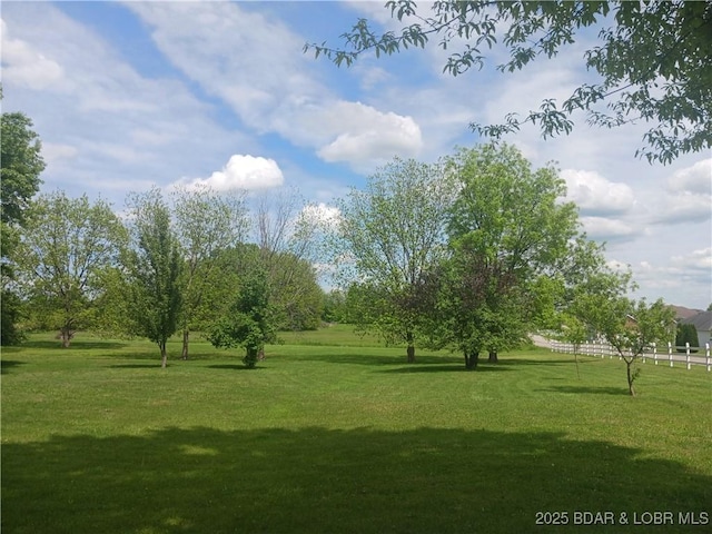 4102 E 32nd St, Sedalia, MO 65301 - photo 4