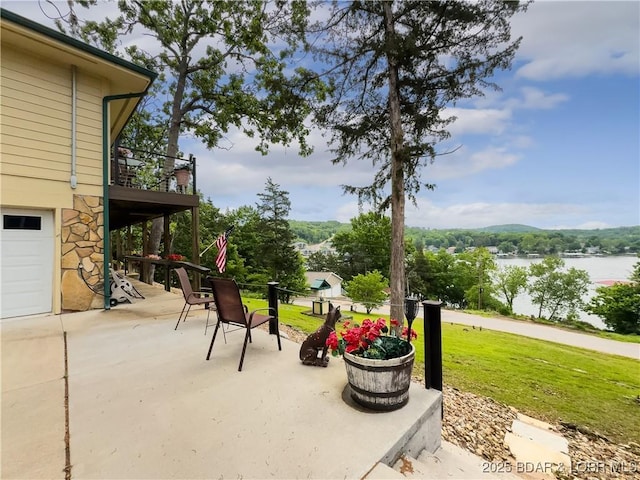 73 Good Neighbors Loop, Camdenton, MO 65020 - view of patio / terrace featuring a water view