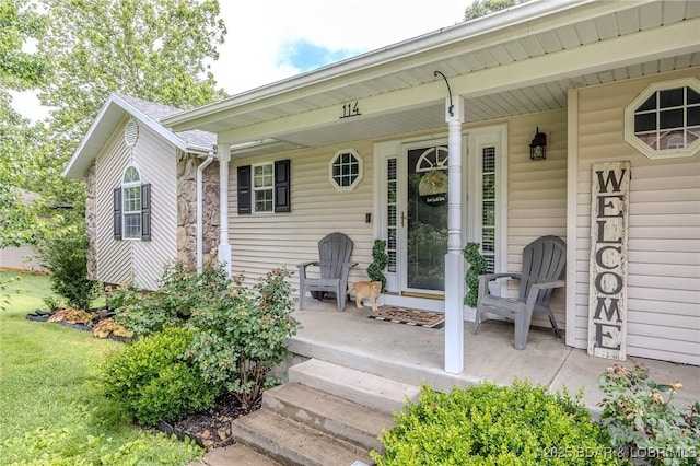 114 Watkins Dr, Camdenton, MO 65020 - photo 2