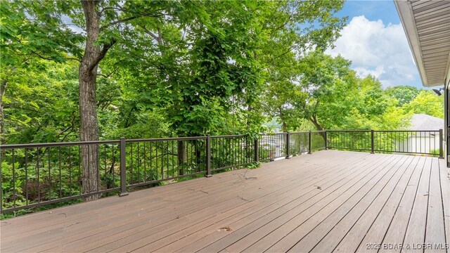 135 Greensboro Ct, Four Seasons, MO 65049 - view of deck