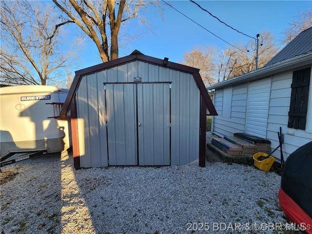 206 Oak St S, Versailles, MO 65084 - view of shed