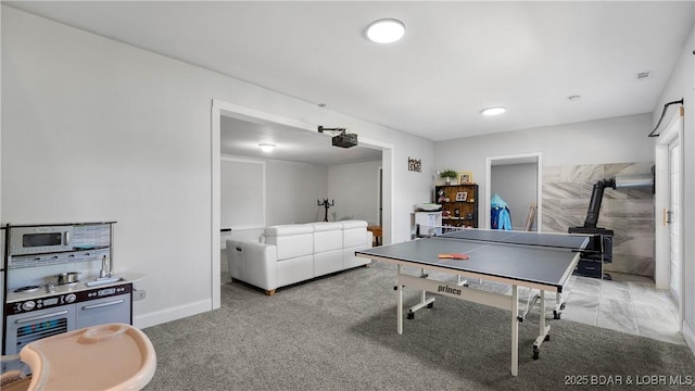 21 Winston Ln, Kaiser, MO 65047 - playroom with baseboards