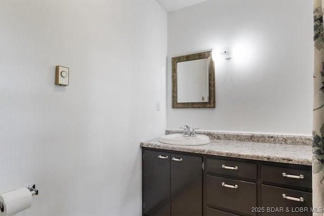43 Bob White Ln, Lake Ozark, MO 65049 - bathroom featuring vanity