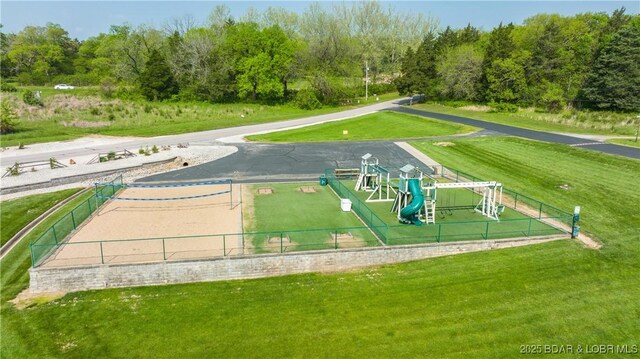 133 Cedar Glen Ct Unit 4B, Camdenton, MO 65020 - view of community featuring volleyball court
