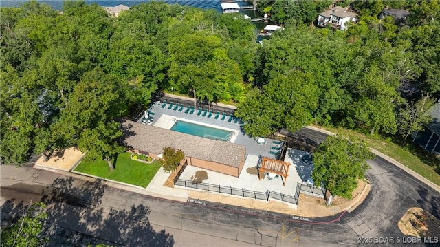 400 Hopetown Dr, Osage Beach, MO 65065 - view of subject property with a pool area